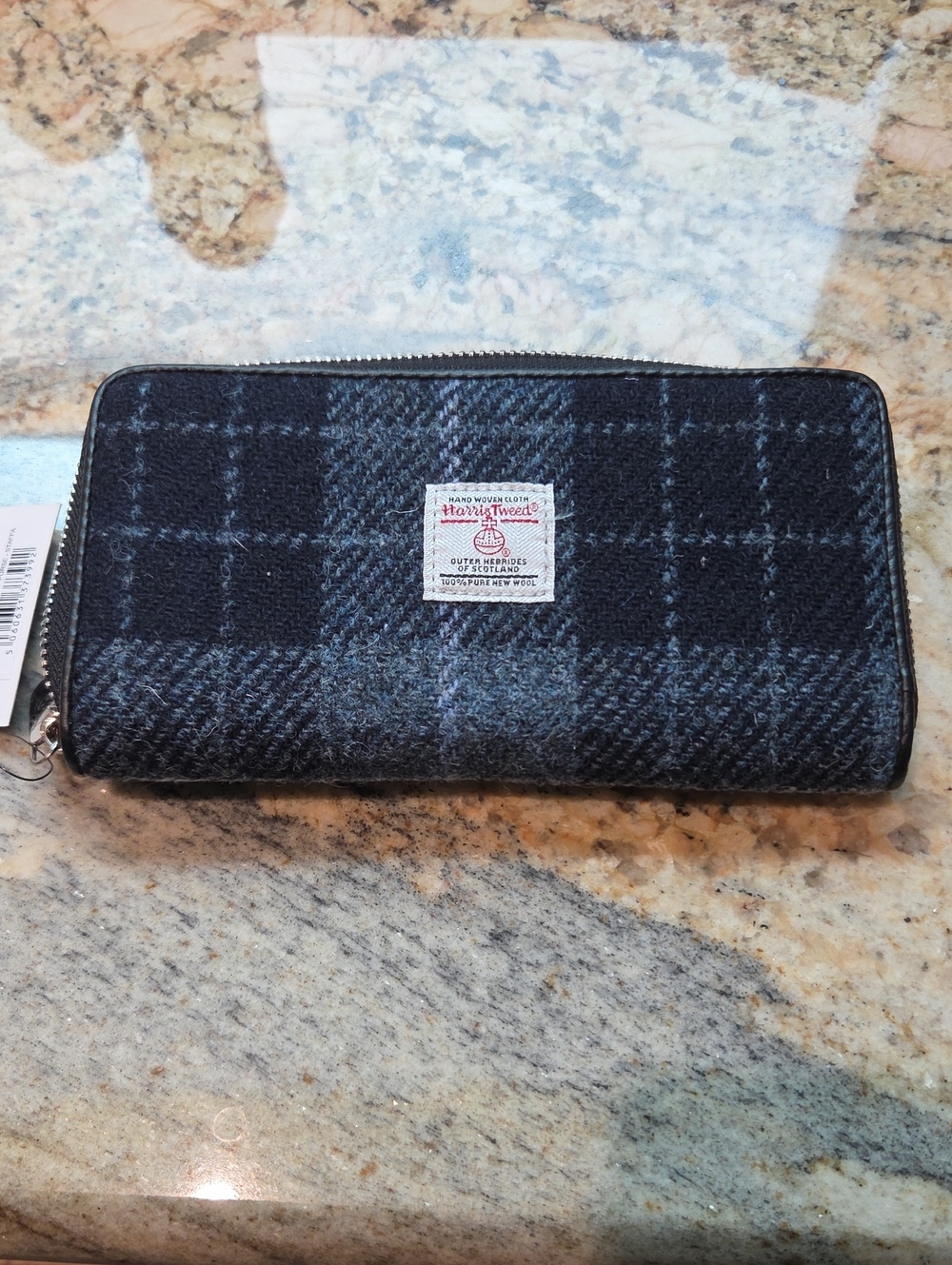NWT Genuine HarrisTweed Zip Wallet